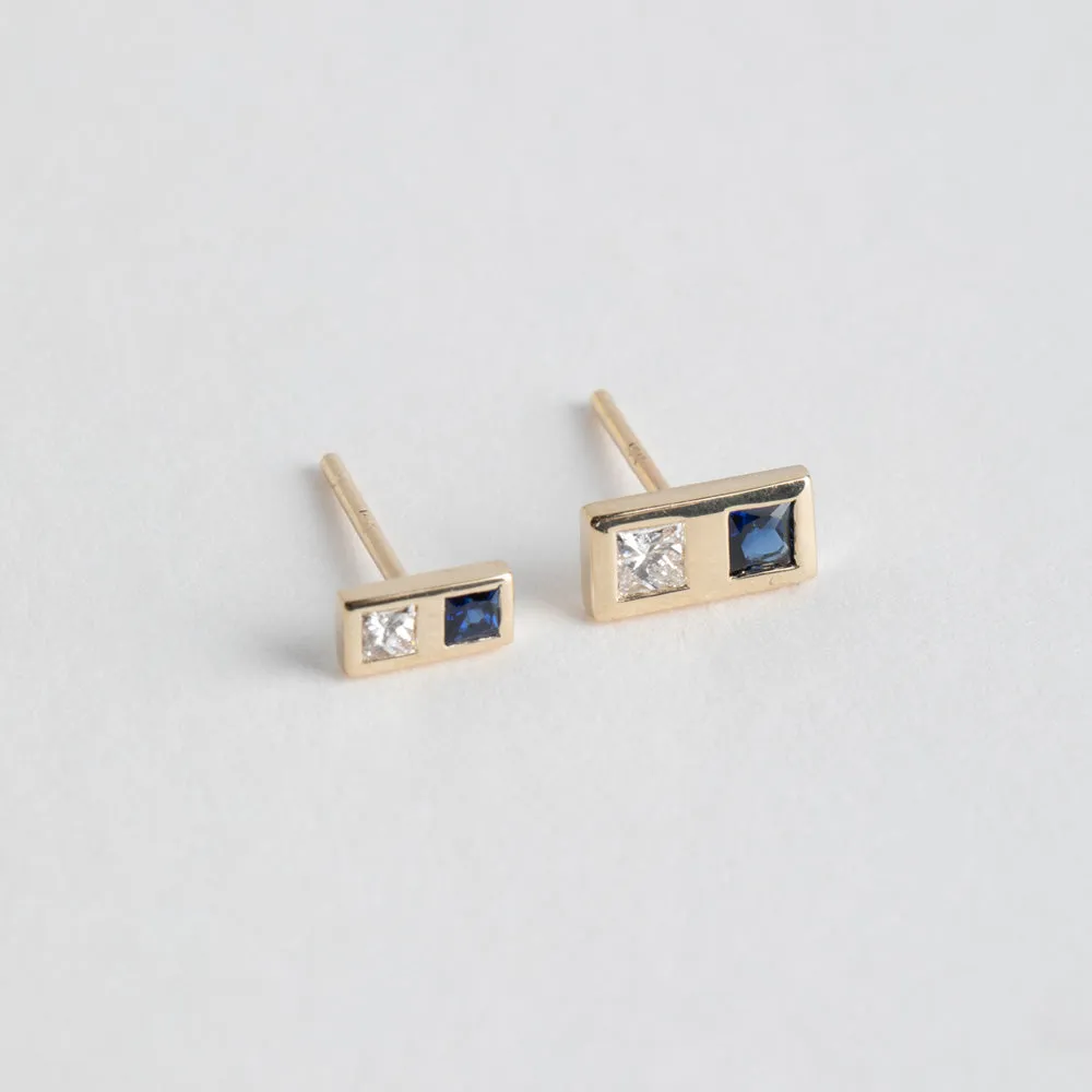 Natu Small Stud Earrings