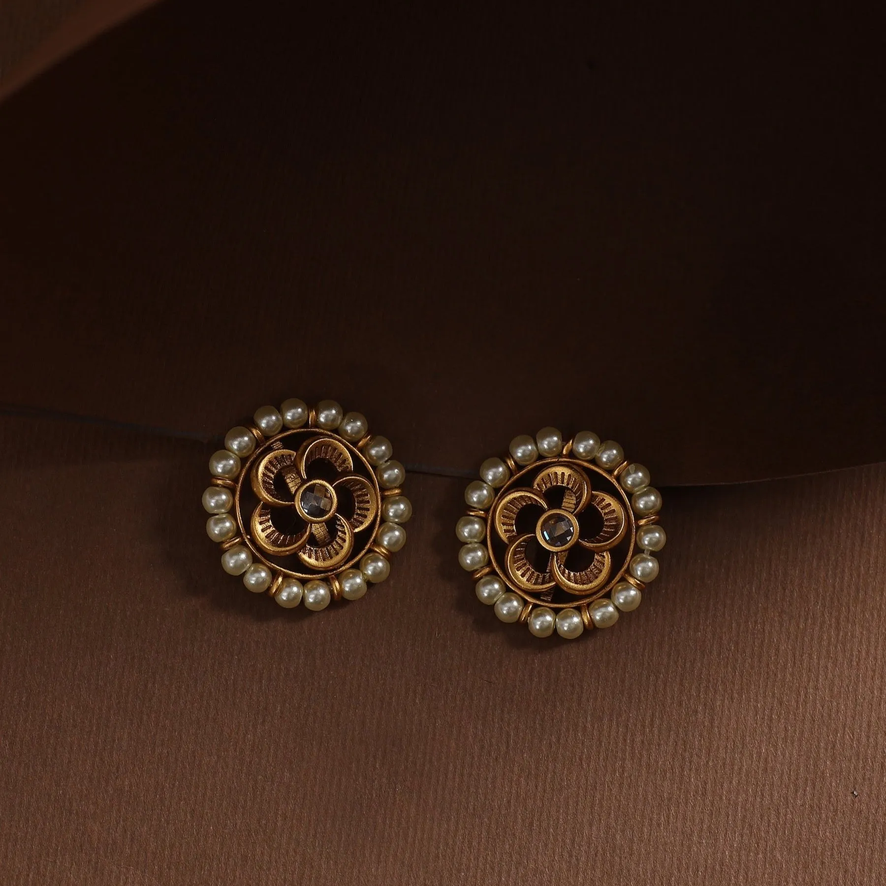 Pearl Floral Antique Earrings