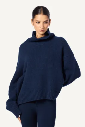 SCARLETT CASHMERE TURTLENECK SWEATER | MIDNIGHT NAVY