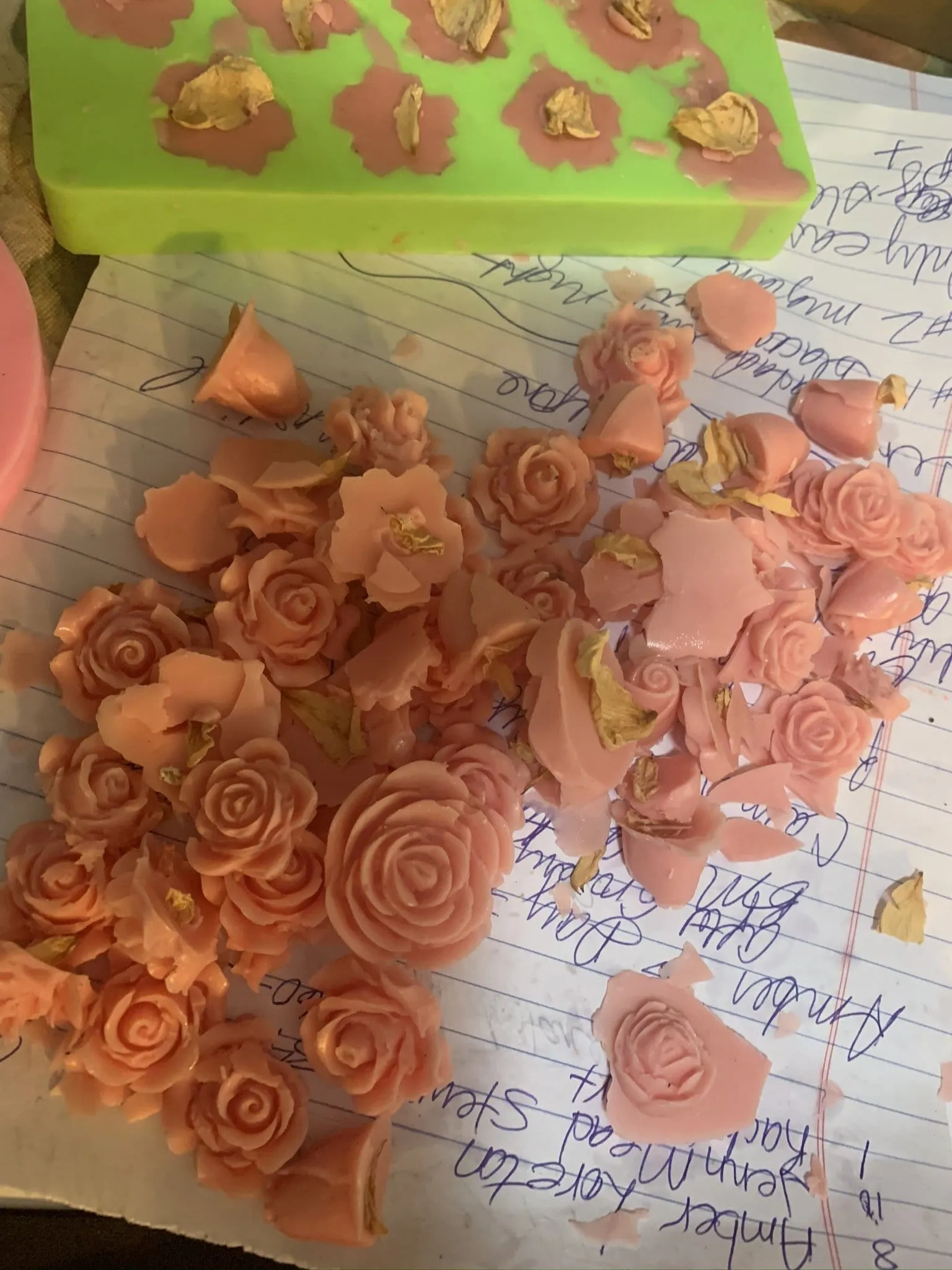 Wickless Candle Melts. Mama's Roses